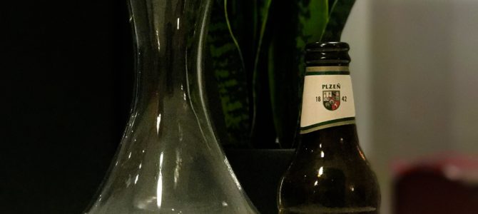 Caveman Beer Reviews: Pilsner Urquell Caveman Beer Reviews: Pilsner Urquell